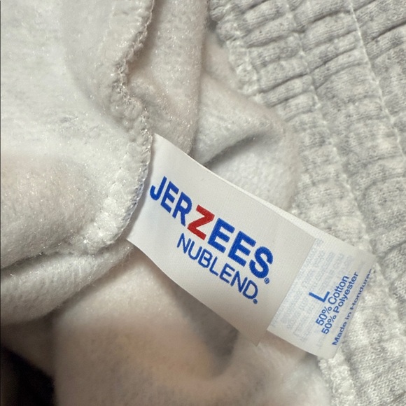 Jerzees Light Gray Sweatpants with Camper Graphic - Picture 2 of 4